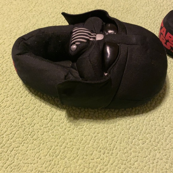 Darth Vader Kids Slippers - Picture 7 of 7